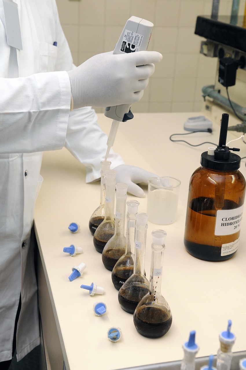 在聚酯型聚氨酯彈性體中應(yīng)用耐水解專用催化劑延長(zhǎng)其在戶外潮濕環(huán)境的壽命